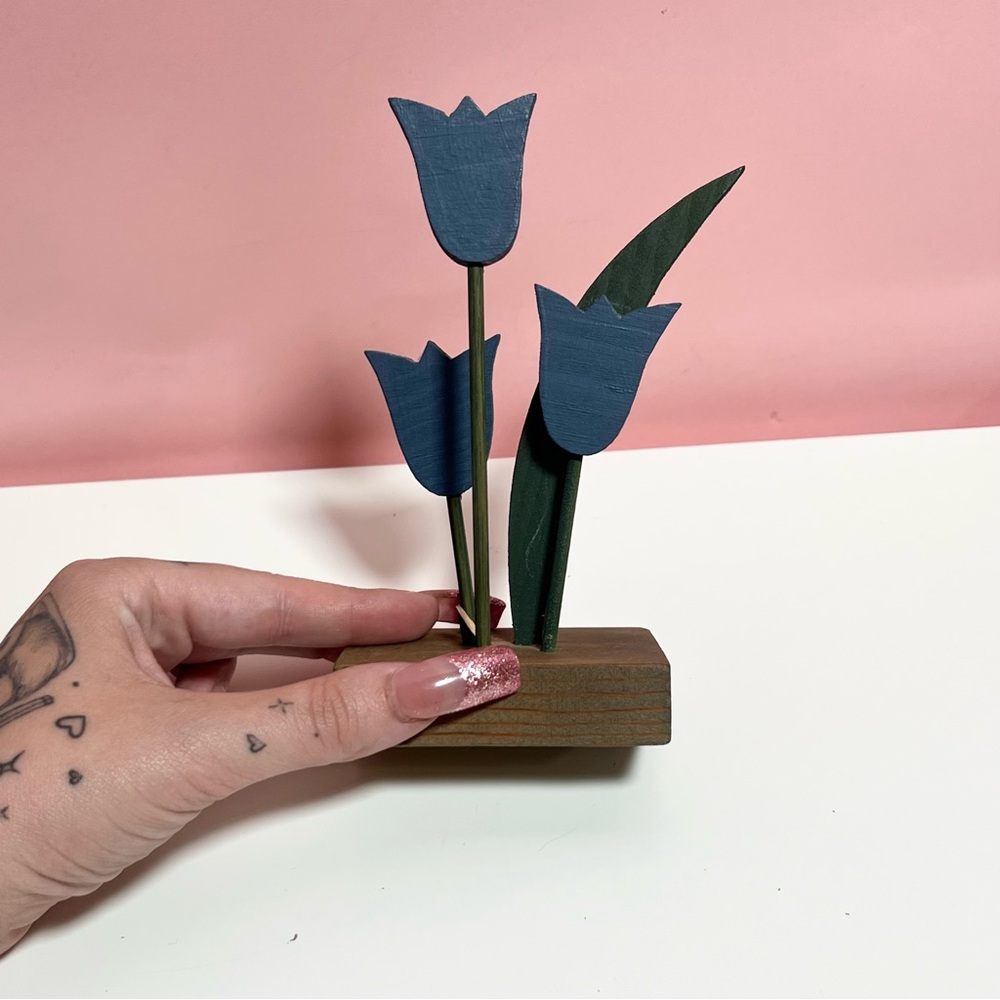 Vintage retro tulip decor piece - Picture 2 of 5